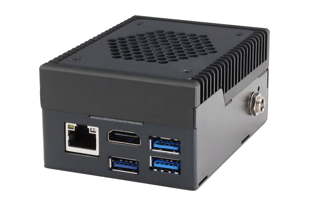 up-wcl-edge-front-io-ports